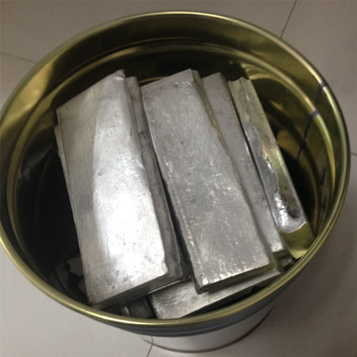 製錬炉を金属の合金を改良するために加えるために使用される銅の錫のマスター合金のインゴットCuSn50%マグネシウムのマスター合金