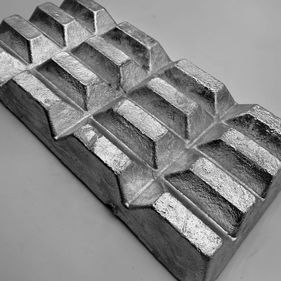 アルミニウム合金 異なる不規則な形状のためのマスター要素 10-30% Zr ジルコニウム