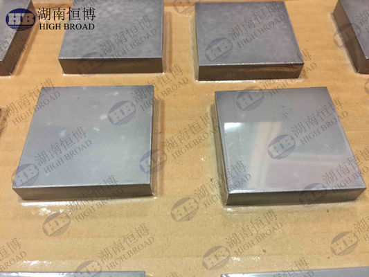 圧力焼結炭化ケイ素弾道タイル 50x50x8mm NIJレベルIII単独装甲セラミックインサート