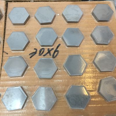 Pressureless Sintered Silicon Carbide Ceramic Tile SW50 mm Hexagonal Ballistic Armor Plate with 9 mm Thickness