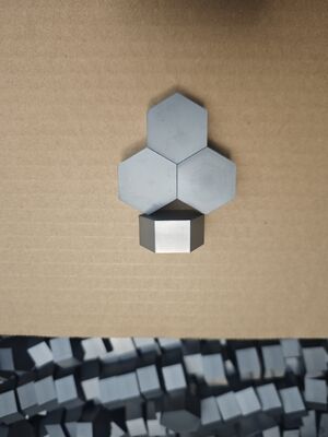 防弾インサートプレート用プレミアム炭化ケイ素 (SiC) セラミックタイル |軽量高耐弾性装甲シート