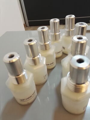 M10x1.0 細ねじと50x15mmコンパクト設計の炭化ホウ素ノズル、精密サンドブラスト用