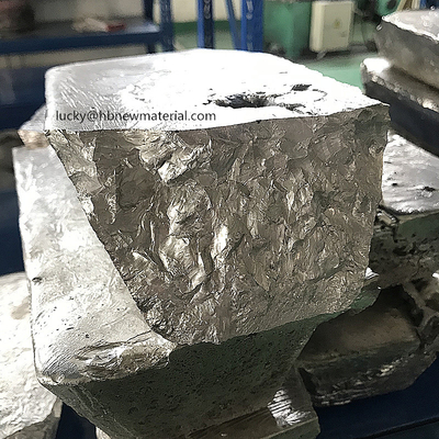 アルミニウム銀製AlAg10アルミニウム マスター合金の高い単位重量の強さ