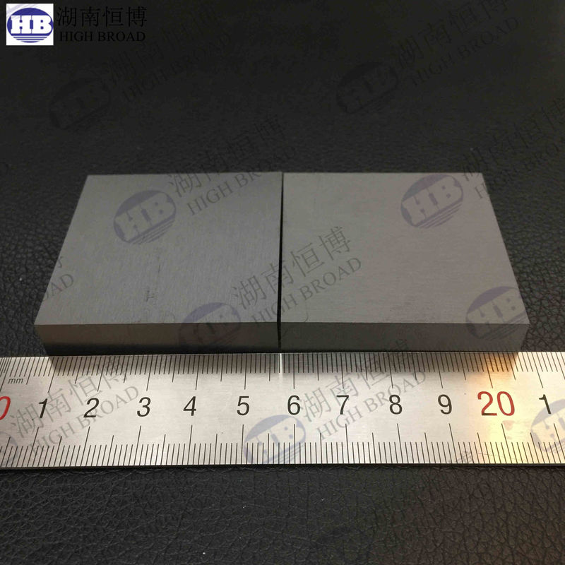 B4C敗北の高速のライフルの脅威へ防護着を改善するためのSICの陶磁器/合成の挿入物の版