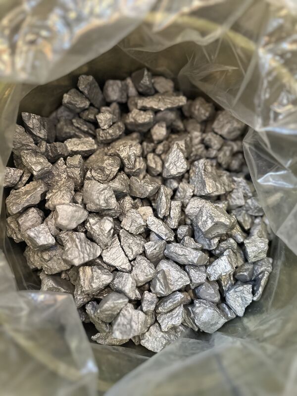 MgBa10合金組成 マグネシウムマスターアロイ 銀灰色固体 および工業用途向けアルミニウムマスターアロイ