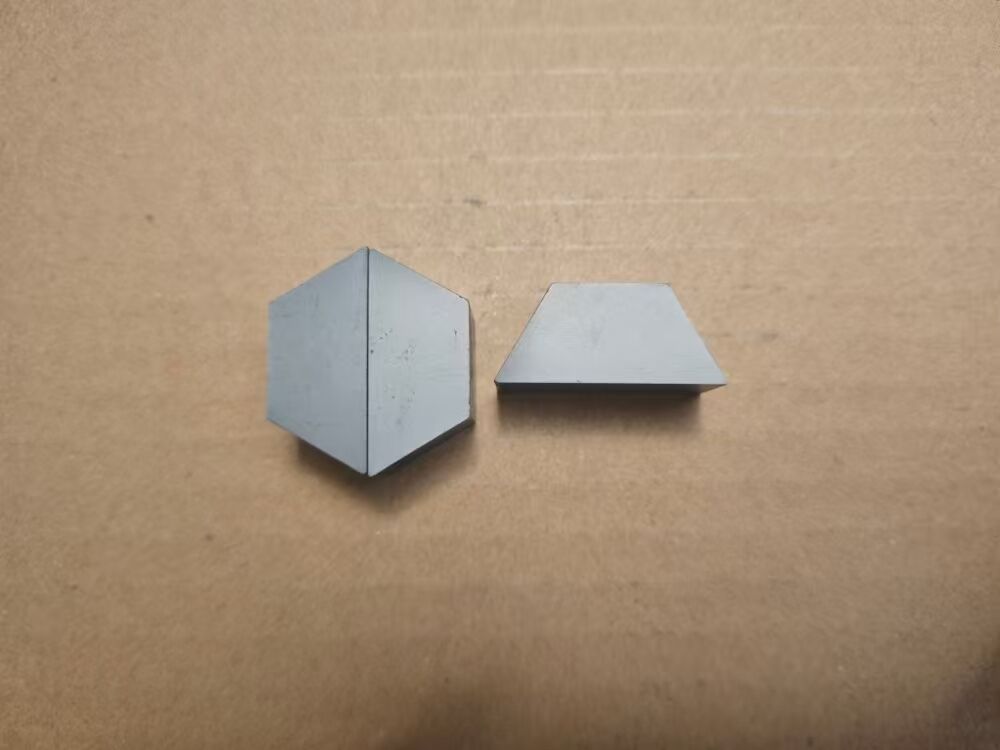 炭化ケイ素防弾プレート - マルチヒット機能と無加圧焼結技術を備えた NIJ レベル IV スタンドアロン